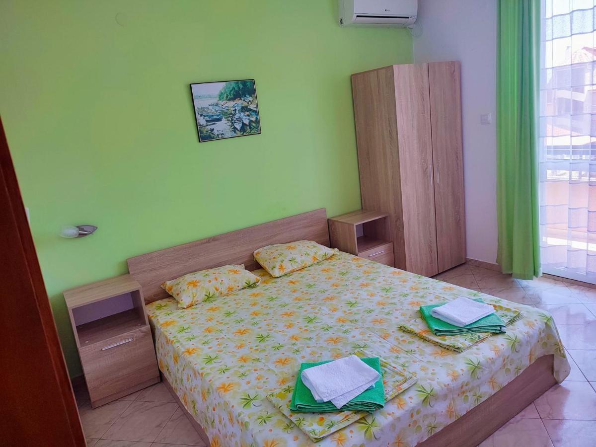 Guest House Yanina Sozopol Buitenkant foto