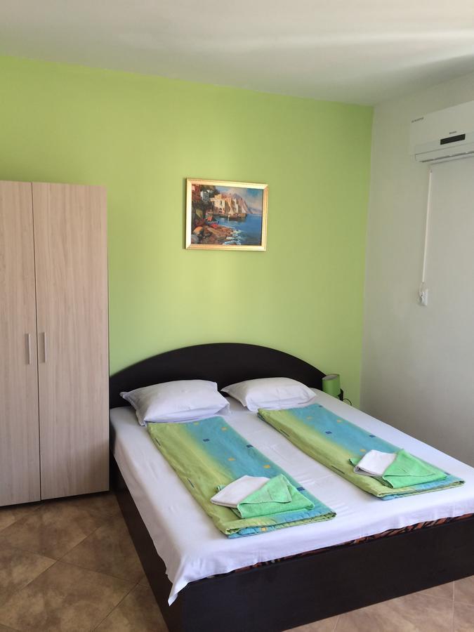Guest House Yanina Sozopol Buitenkant foto
