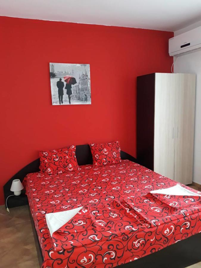 Guest House Yanina Sozopol Buitenkant foto