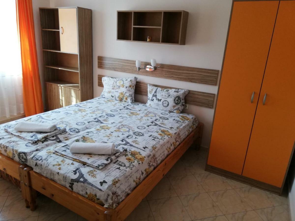 Guest House Yanina Sozopol Buitenkant foto