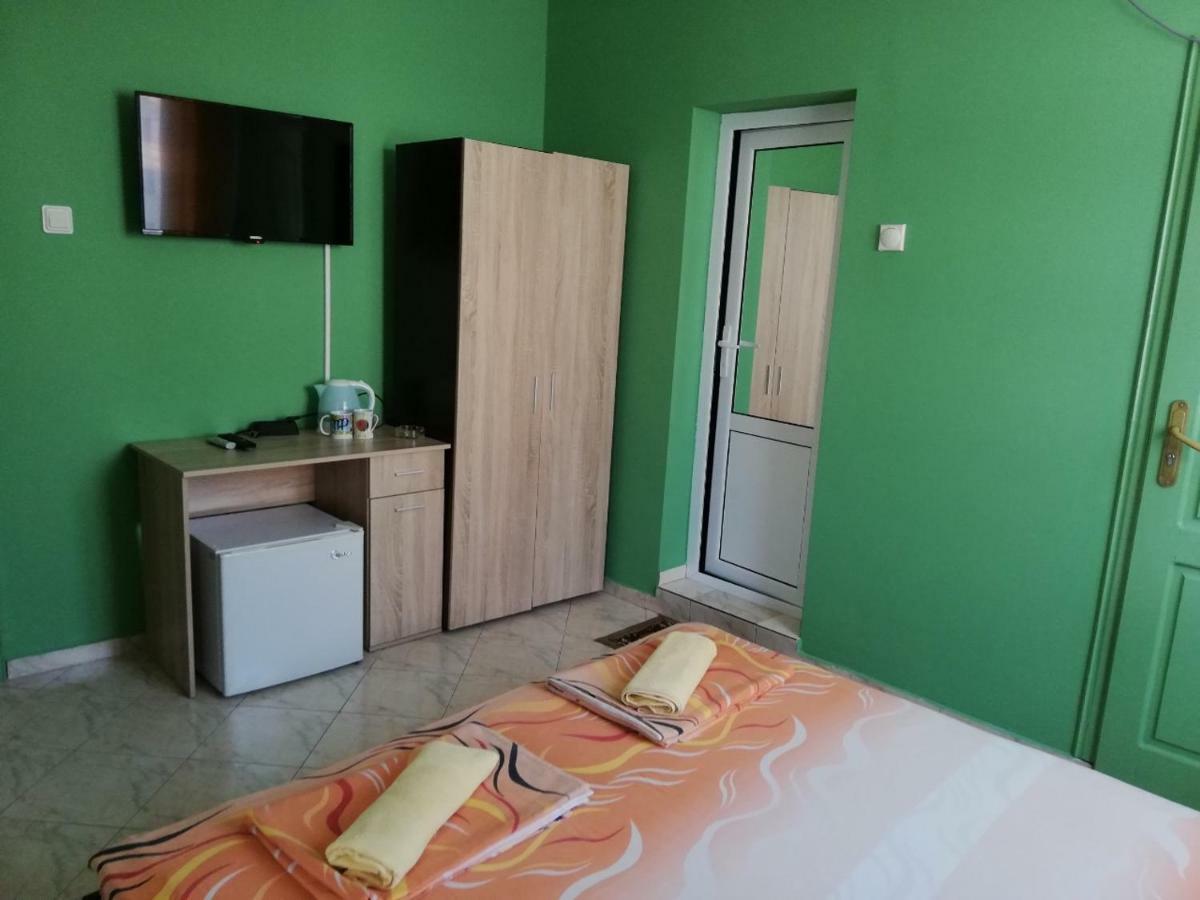 Guest House Yanina Sozopol Buitenkant foto